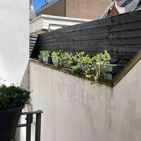 Sea View - 2 Bedroom - West Pier - Brighton Beach Экстерьер фото