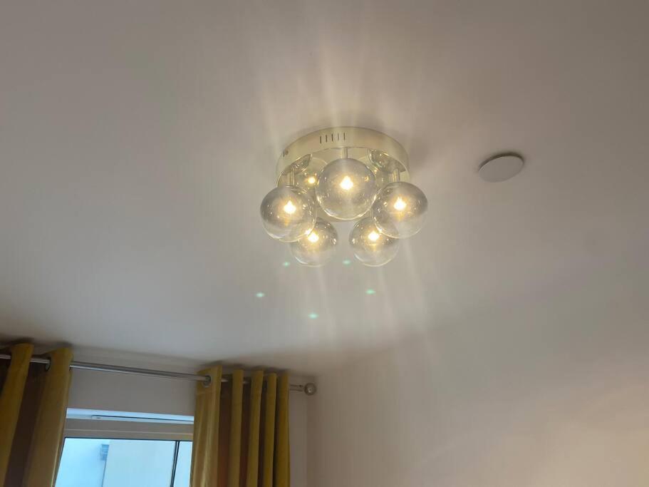 Sea View - 2 Bedroom - West Pier - Brighton Beach Экстерьер фото
