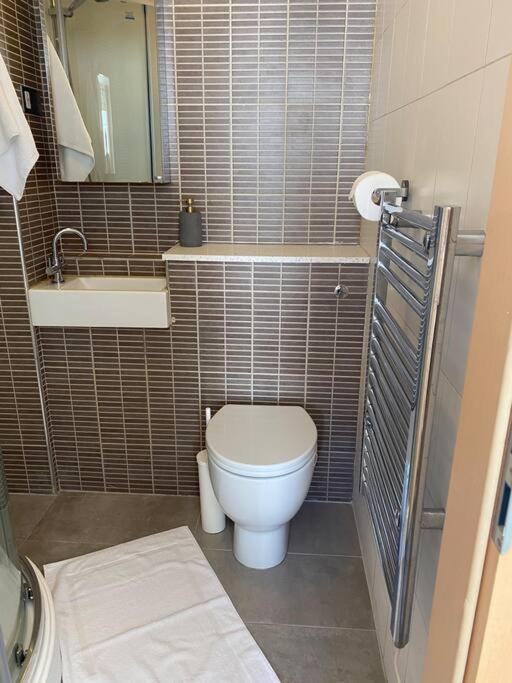 Sea View - 2 Bedroom - West Pier - Brighton Beach Экстерьер фото