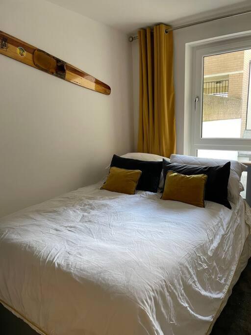 Sea View - 2 Bedroom - West Pier - Brighton Beach Экстерьер фото