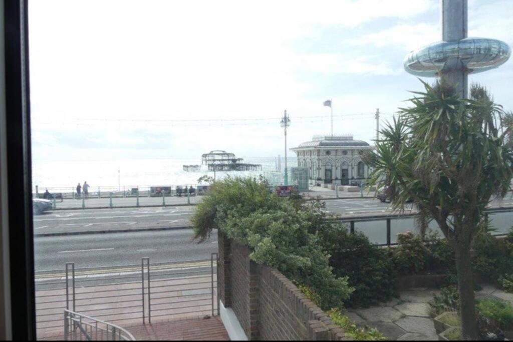 Sea View - 2 Bedroom - West Pier - Brighton Beach Экстерьер фото